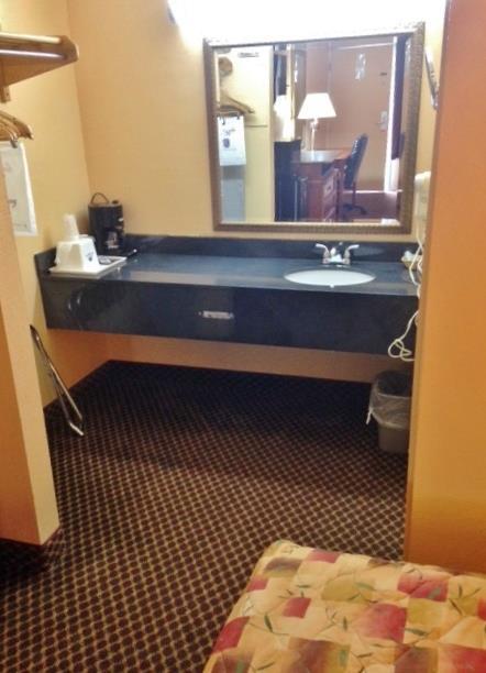 Americas Best Value Inn Forest Zimmer foto